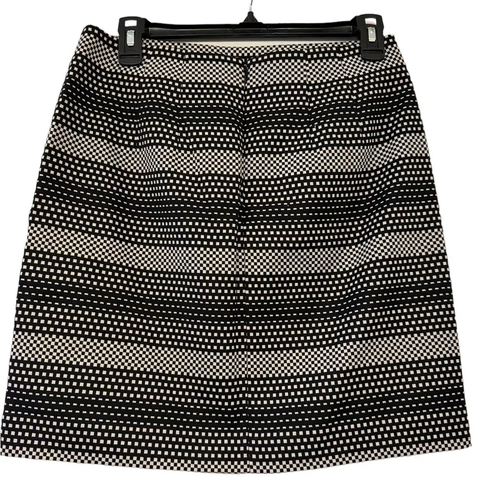 Loft Petites Pencil Mini Skirt size 4 P